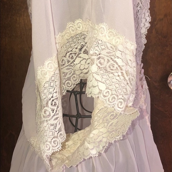 COPY - Forever21 lace blouse - Picture 6 of 6